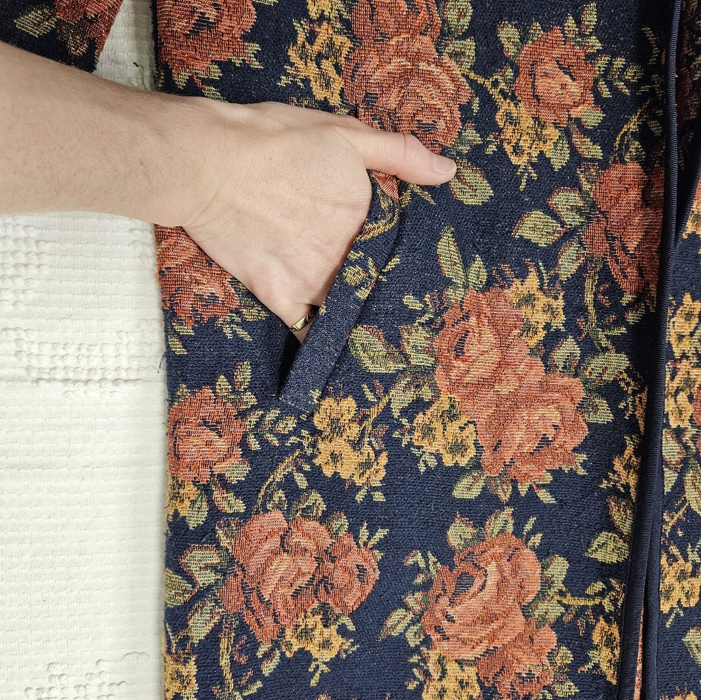 Floral Open Front Jacket - Picture 7 of 16